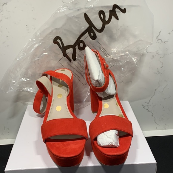 Boden Brand NWT 1 suede Platform Red Size 9.5. Poshmark listed size 10(its not) - Picture 2 of 7